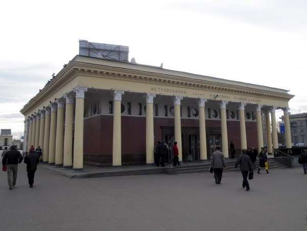 В московской станции метро обнаружен старинный мраморный пол