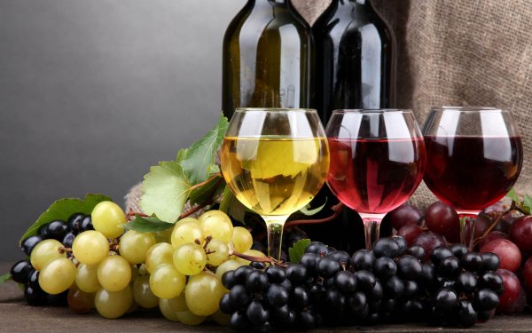 Учёные рассказали, почему вино иногда приобретает 