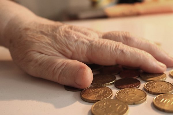 Махинаторов на госпособие: Малоимущим пенсионерам доплатят сверх прожиточного минимума
