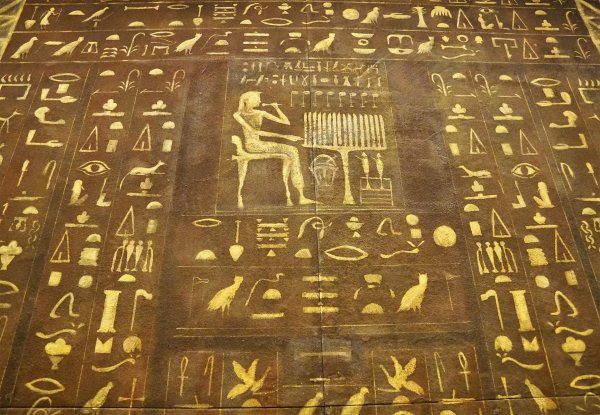 Страшная находка: В египетской гробнице обнаружили мумифицированных мышей
