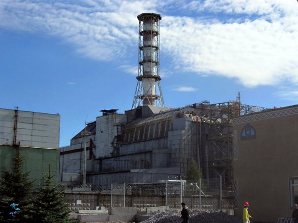 Радиация распространяется через снег и лёд: Появившееся над Чернобылем НЛО предупредило о повторной катастрофе - уфологи